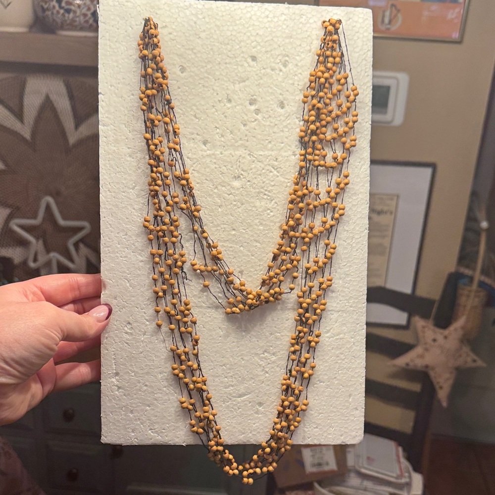 Elegant wood Beaded Necklace